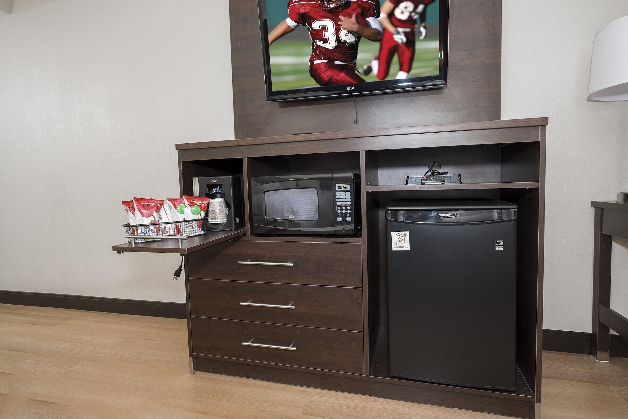 Red Roof Inn Plus+ & Suites Knoxville West - Cedar Bluff Екстер'єр фото