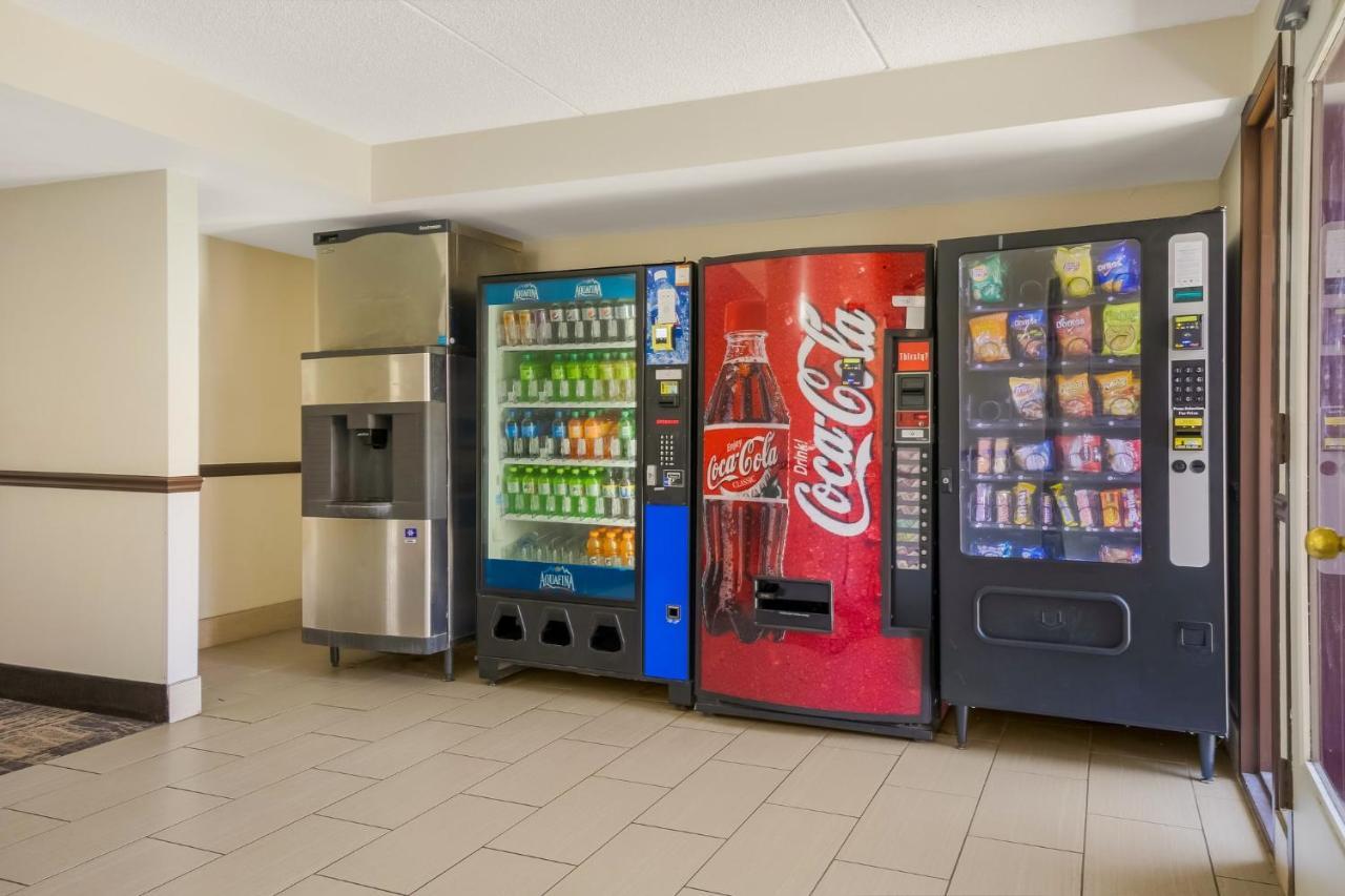 Red Roof Inn Plus+ & Suites Knoxville West - Cedar Bluff Екстер'єр фото